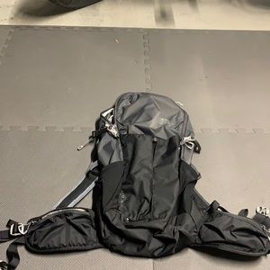 The North Face Litus 22 Backpack